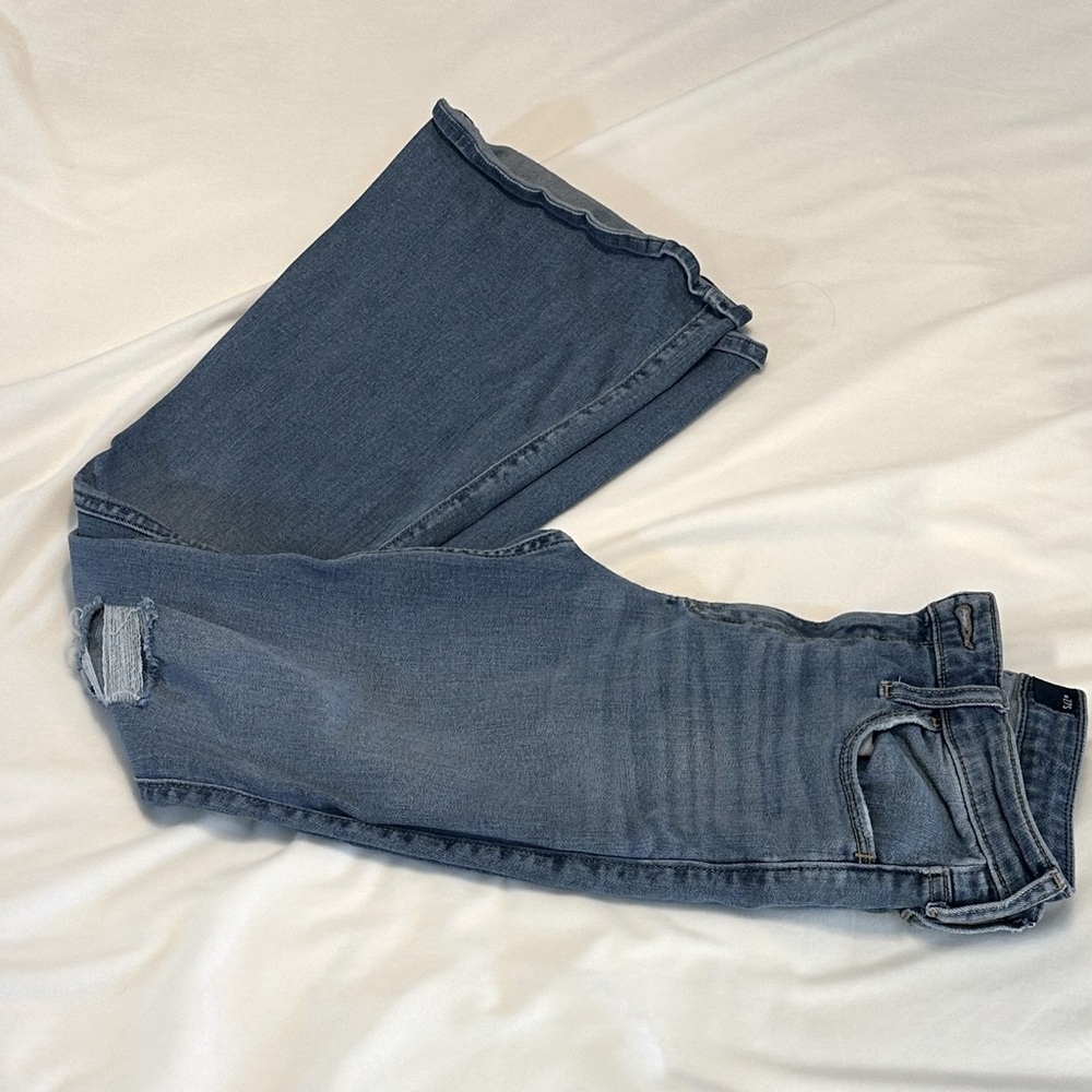 Hollister High Rise Blue Jeans Distressed Denim